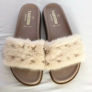 Valentino Garavani Mink Fur Slippers/Slides